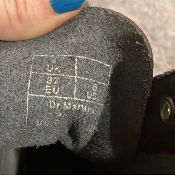 Dr. Martens Boots Size 6 Women - Picture 9 of 10